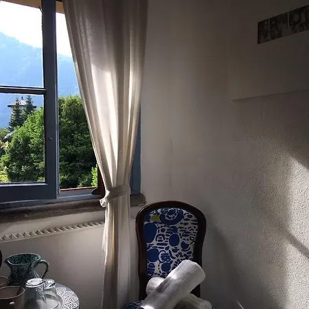 Alojamento de Acomodação e Pequeno-almoço Casa La Viola Blu 3*
