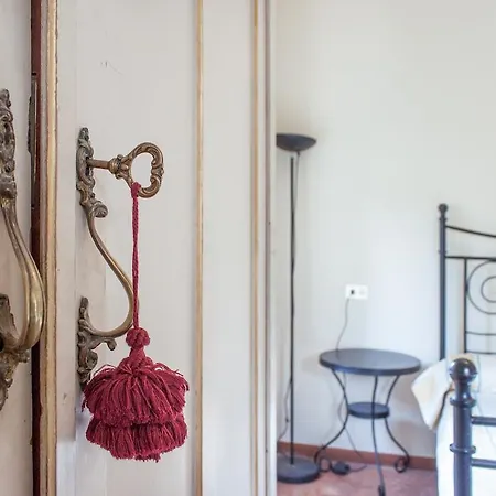 Casa La Viola Blu 3* تْشيرنوبيو