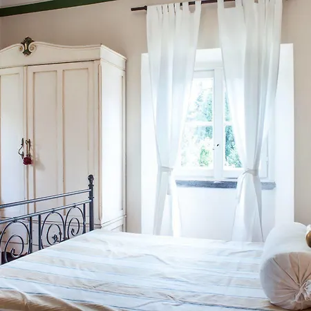 Casa La Viola Blu 3* تْشيرنوبيو